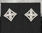 LV monogram flower motif earring - 2