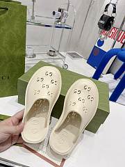 Gucci Women's Platform Perforated G Sandals in Beige 5cm - 6