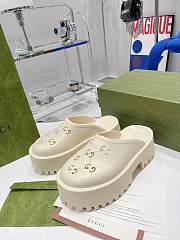 Gucci Women's Platform Perforated G Sandals in Beige 5cm - 2