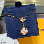 Louis Vuitton Mother of Pearl Blossom Necklace Gold - 4