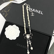 Chanel Pearl Necklace in Black and White Panda - 5
