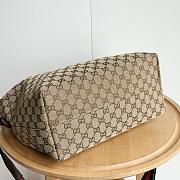 Gucci Brera medium crossbody bag in sand and brown GG canvas Size 33x27x15cm - 4