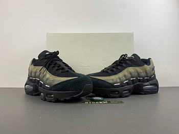 Nike Air Max 95 SP Undefeated Geo La Brea Medium Olive IB4523-200