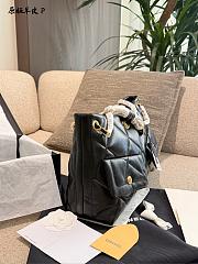 CHANEL 2025/2026 - Chanel Shopping Bag Shiny lambskin & gold-tone metal Black - 6