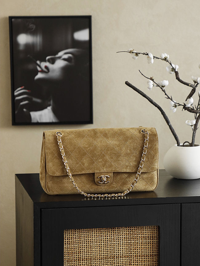 CHANEL 2026 - CHANEL Matthieu Blazy Runway double chain Gold Hardware - 1