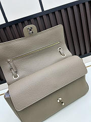 CHANEL 2026 - Chanel Maxi Flapbag Grained Calfskin & Silver Metal Taupe Beige - 2