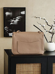 CHANEL 2026 - Maxi flapbag Grained calfskin & gold-tone metal Light Brown - 6