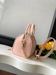 LV Speedy Bandoulière 20 Monogram Pink Opale M47136 Size 20.5 x 13.5 x 12cm - 6