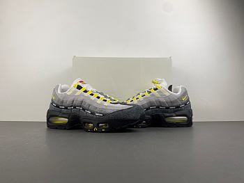 Undefeated x Nike Air Max 95 Shanghai IB4523-002