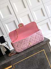 Chanel Large flap bag with top handle Tweed & gold metal pink Size 12x29x5cm - 4