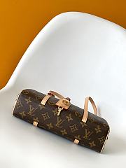 LV Hang On M47031 Women's Shoulder Bag in Brown Size 26×11.5×6.5 cm - 6