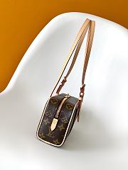 LV Hang On M47031 Women's Shoulder Bag in Brown Size 26×11.5×6.5 cm - 3