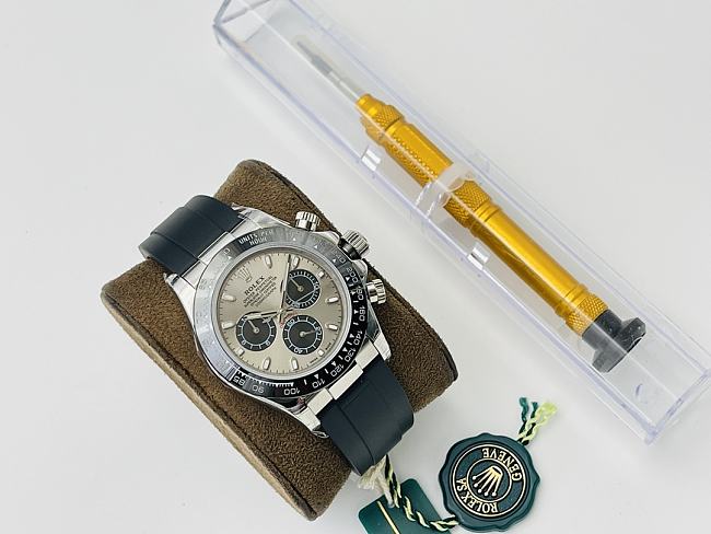 ROLEX COSMOGRAPH DAYTONA WATCH 40 - 1