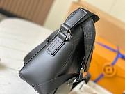 Louis Vuitton Messenger PM Voyager Monogram Eclipse Bag 32x23x9CM - 6