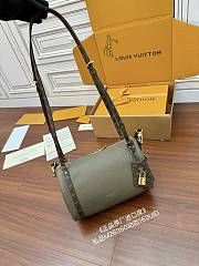 LV Express PM M26360 Size 26x17x13.5CM - 1