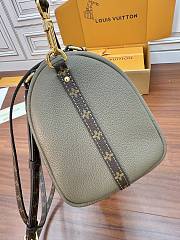 LV Express PM M26360 Size 26x17x13.5CM - 3