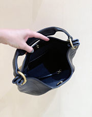 Chanel 26C Small Hobo Black Gold Hardwware Size 24x31x10cm - 5