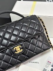 Chanel Spring-Summer 2025 Pre-Collection Small Flap Bag With Top Handle Size 16x25x7cm - 6