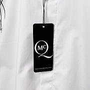 Alexander McQuee Over-the-shoulder embroidered shirt - 5