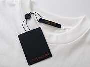 Louis Vuitton x Nigo Printed Signature T-Shirt Milky White  1AIMLB - 4