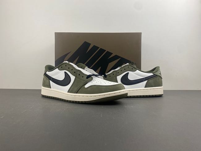 Nike Air Jordan 1 Low OG ‘Medium Olive’ (2026) HQ6998-200 - 1