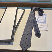 Gucci Silk Tie Bee 4E002 1160 Gray - 1