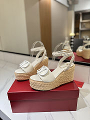 Valentino Cream White Leather VLogo Signature Raffia Espadrille Wedge Sandals - 6