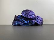 Balenciaga Runner Iridescent Blue 772774 WRNBT 4000 - 4