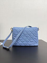 Chanel Denim Quilted Small Supple Twins Hobo Bag Blue Size 22x30x5cm - 3