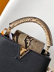 Louis Vuitton Black Leather Python Capucine Mini bag Size 21 x 13.6 x 8 cm - 6