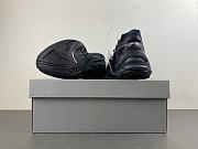 Balenciaga Men's Jet Sneaker in black TPU and polyester 872642WMRTN1000 - 6