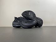 Balenciaga Men's Jet Sneaker in black TPU and polyester 872642WMRTN1000 - 4