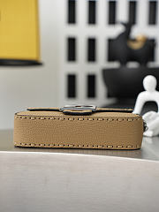Fendi Baguette Mini Cuoio Romano leather Beige Size 19.5 x 4.5 x 13cm - 5