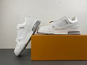 LV Trainer Sneaker White Monogram canvas 1AJAXH - 2