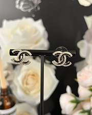 Chanel Leather Chain Pearl Crystal Brooch Light Gold Tone - 3