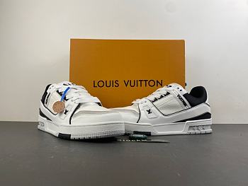 LV Trainer Sneaker Black Grained calf leather 1AIJ46