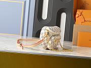 LV Mini Bumbag Damier Azur Canvas N00130 Size 17 x 12 x 9.5 cm - 6