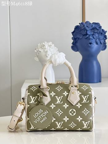 Louis Vuitton Speedy Bandouliere 20 Khaki Green/Beige/Cream Size 20.5x13.5x12cm