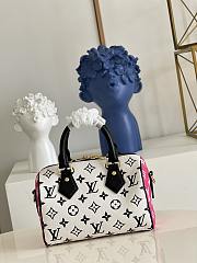 Louis Vuitton Speedy Bandouliere 20 Black/White Size 20.5x13.5x12cm - 4