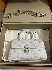 LV Nano Madeleine M25596 Size 21 x 12.5 x 6 cm - 4
