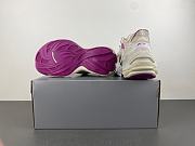  Balenciaga Sneaker in Eggshell/strawberry Pink 872640WMRTN9150 - 4