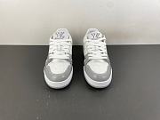 LV Trainer Sneaker Gris 1AK8GJ - 4