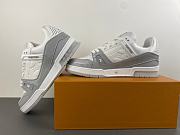 LV Trainer Sneaker Gris 1AK8GJ - 5
