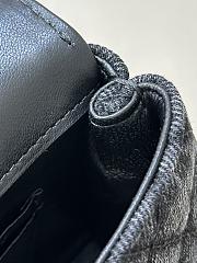 Chanel Washed Denim Quilted Coco Handle Clutch With Chain Blue Size 14.5x11.5x5.5cm - 2