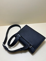 Hermes Togo Sac A Depeches 21 Messenger Bag Black Sold Out  - 5