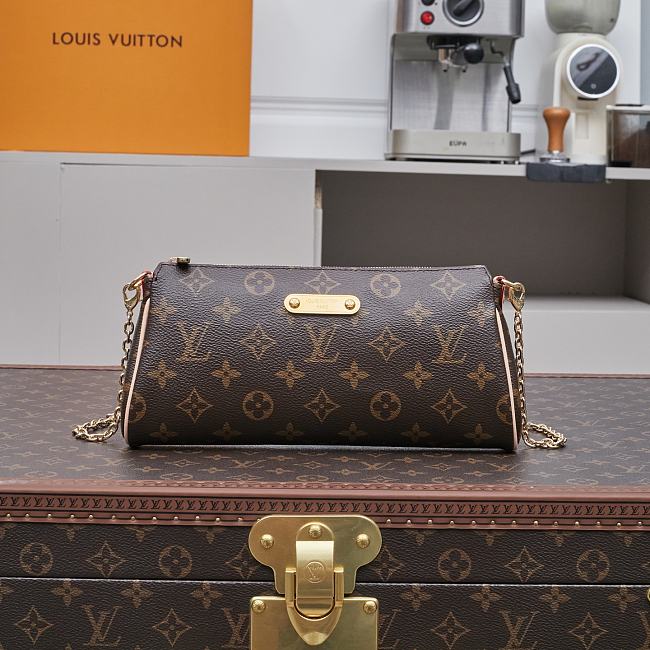 LV Eva Pochette Bag M13567 Size 27 x 11 x 5 cm - 1
