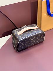 Louis Vuitton Monogram Toiletry Bag Size 24 x 13 x 13cm - 6