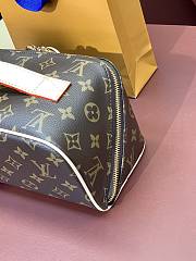 Louis Vuitton Monogram Toiletry Bag Size 24 x 13 x 13cm - 4