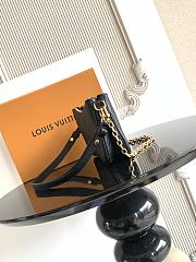 LV Pochette MONOGRAM EMPREINTE Black M83301 Size 24.5 x 13.5 x 6.5 cm - 3