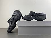 Balenciaga platform mules black 845068W6XLM - 3